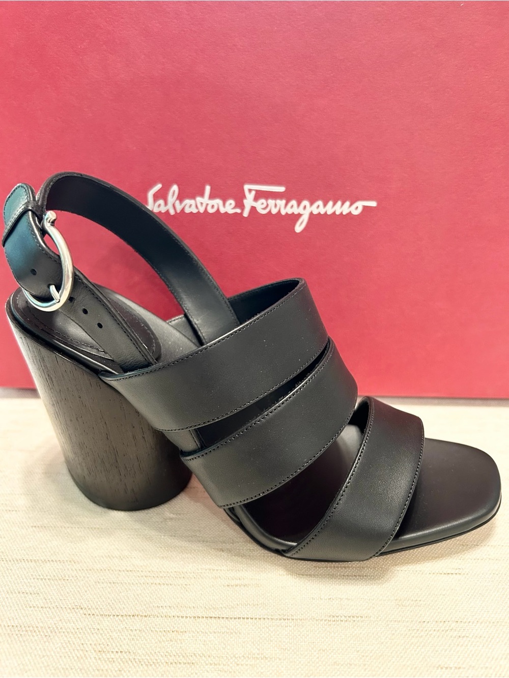 Salvatore Ferragamo Black Leather Slingback Sandals NWB Women’s Size 5.5